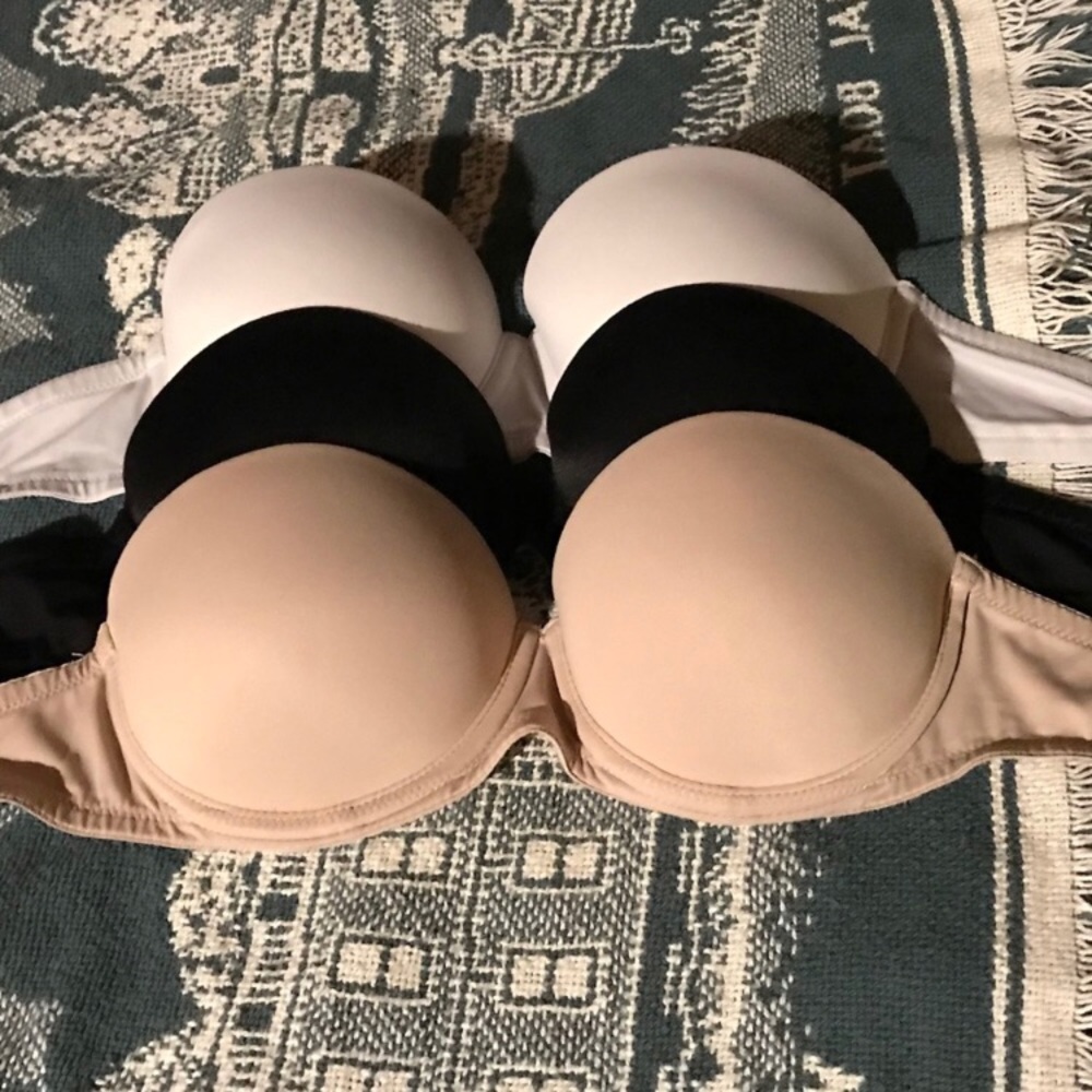 VS Pink Wear Everywhere Multi Way Bra (Strapless)